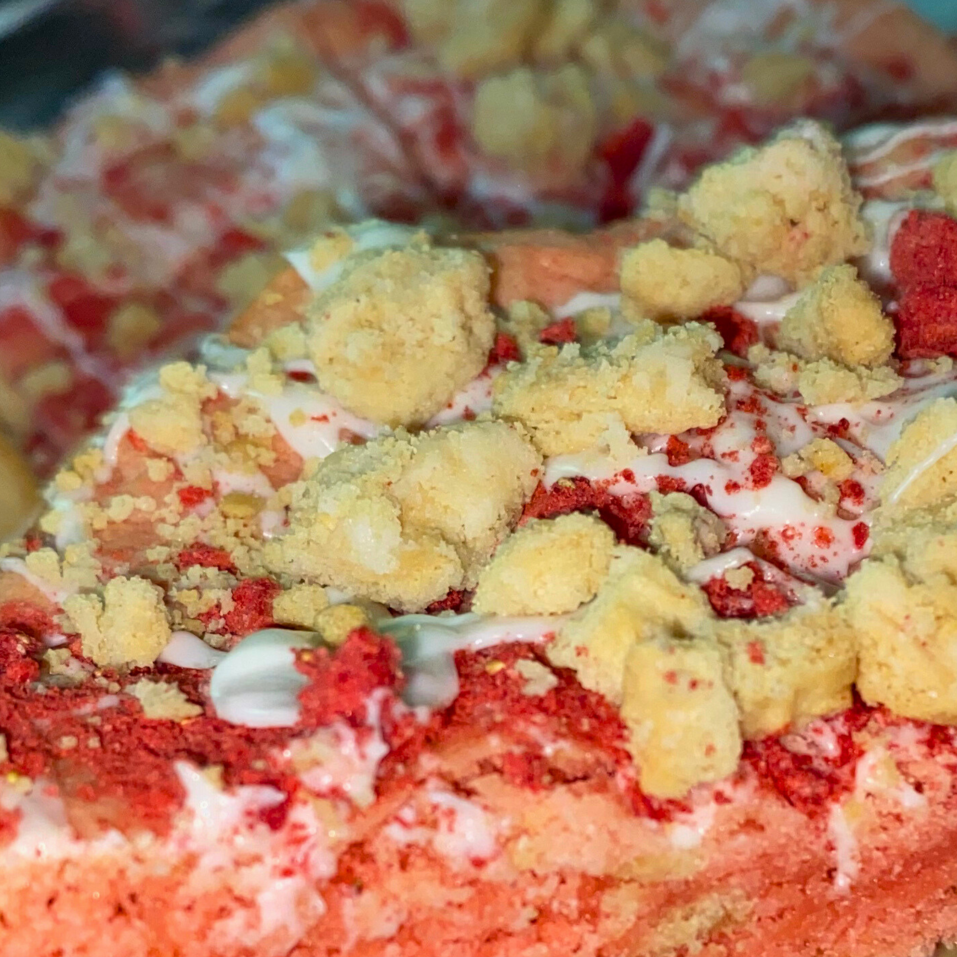 Strawberry Shortcake Crunch Cookie Bar